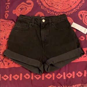 NWT Urban Outfitters BDG High Waisted Mom Short